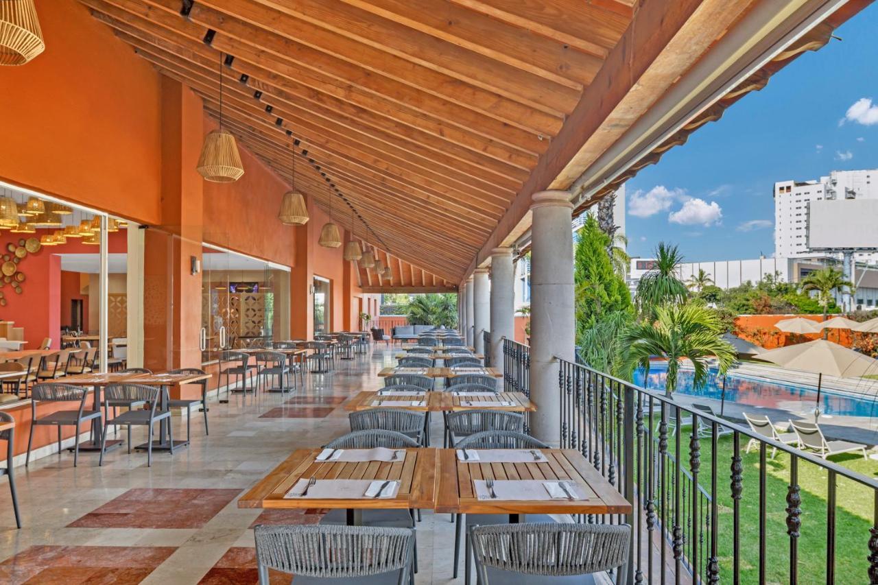 Fiesta Inn Cuernavaca Zewnętrze zdjęcie